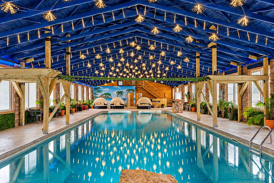 Pool Lodge photo 36
