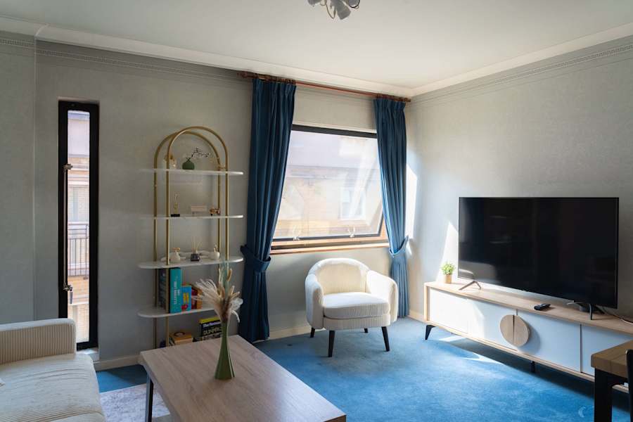 Classic 1 Bedroom Flat by the River Thames