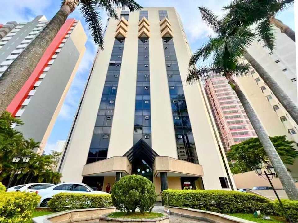 Bienal Suites