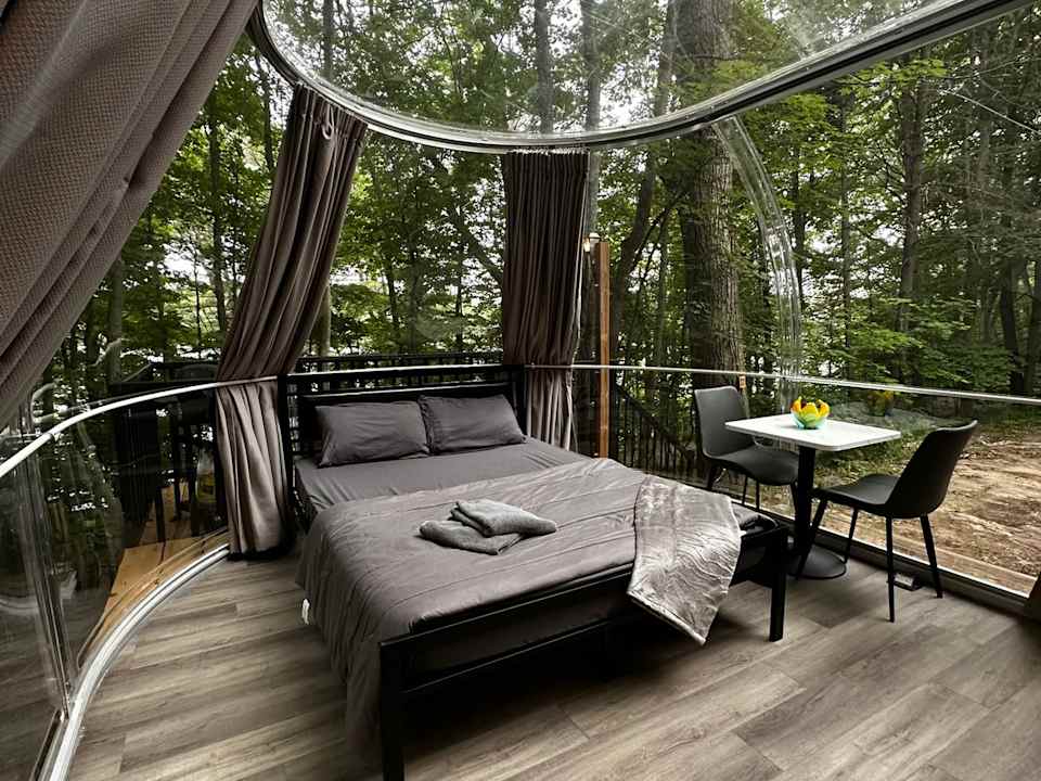 Studio Capsule House Glamping Dome #32 at Mill Lake Unique Cabins — photograph 2