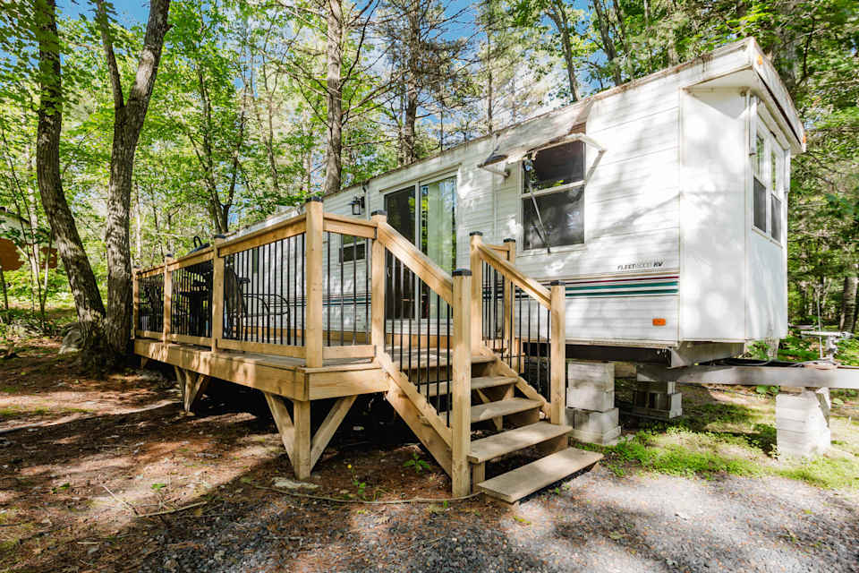 2-bedroom Camper Trailer Cottage #1 at Sand Bay — photograph 1