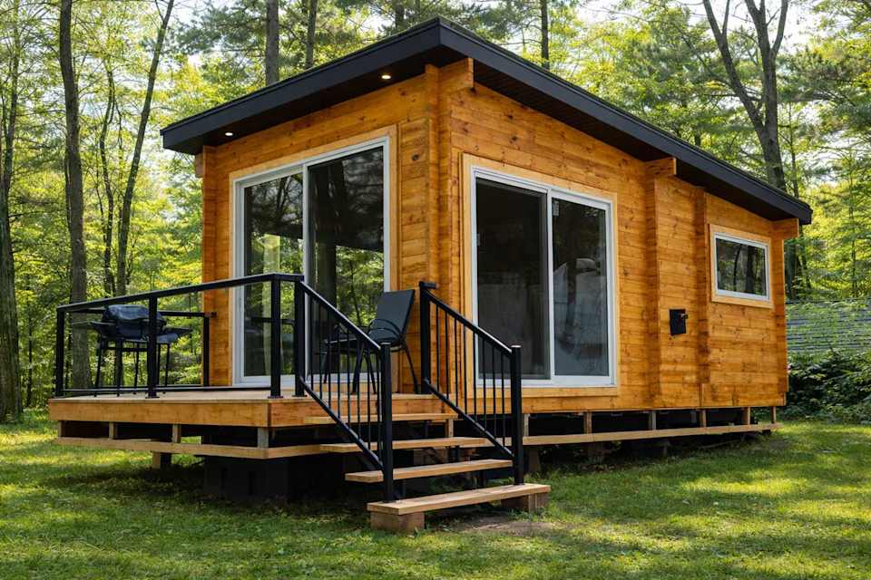 1-Bedroom Unique Eco Log Cabin #106 at Mill Lake Unique Cabins — photograph 4
