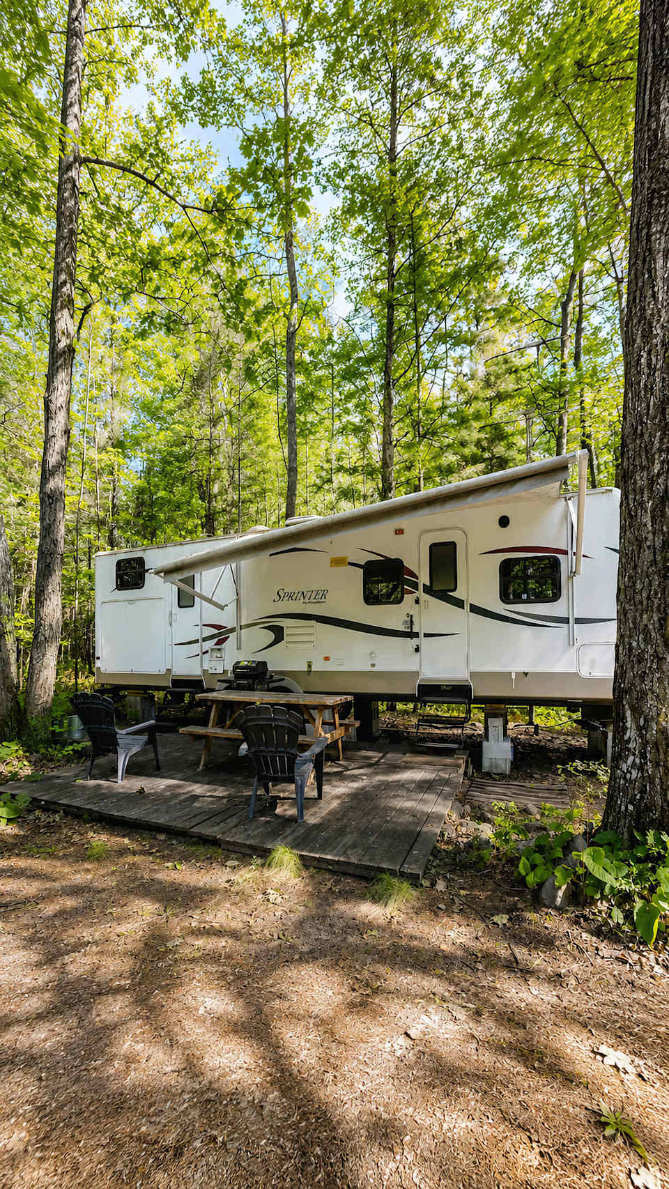 2-bedroom Camper Trailer Cottage #3 at Sand Bay — photograph 1