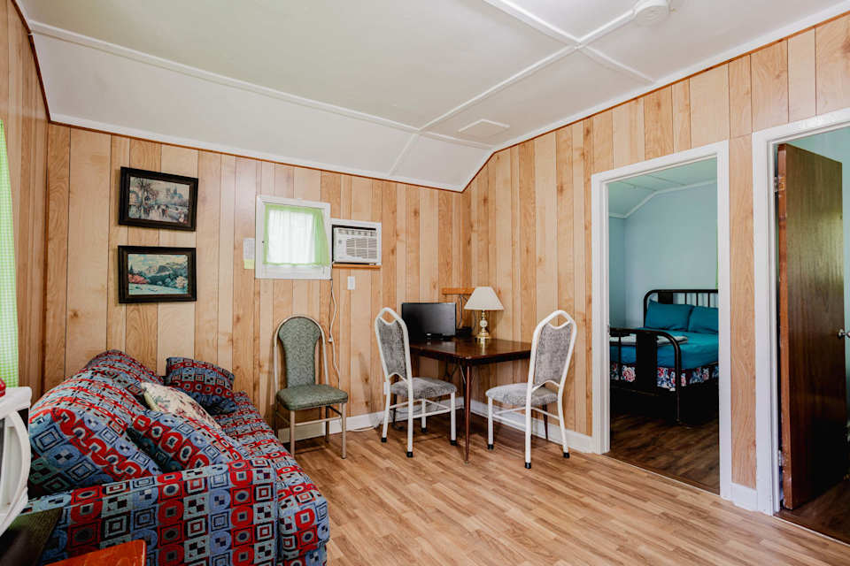 2-Bedroom Cottage #5 at Ambleside — photograph 4