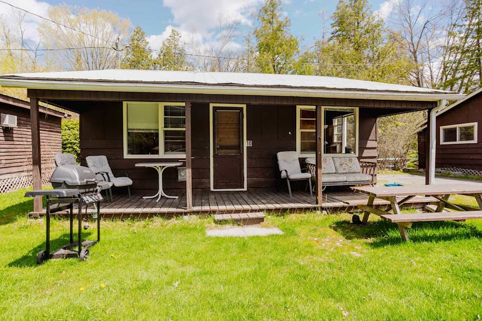 2-Bedroom Cottage #10 at Ambleside — photograph 1