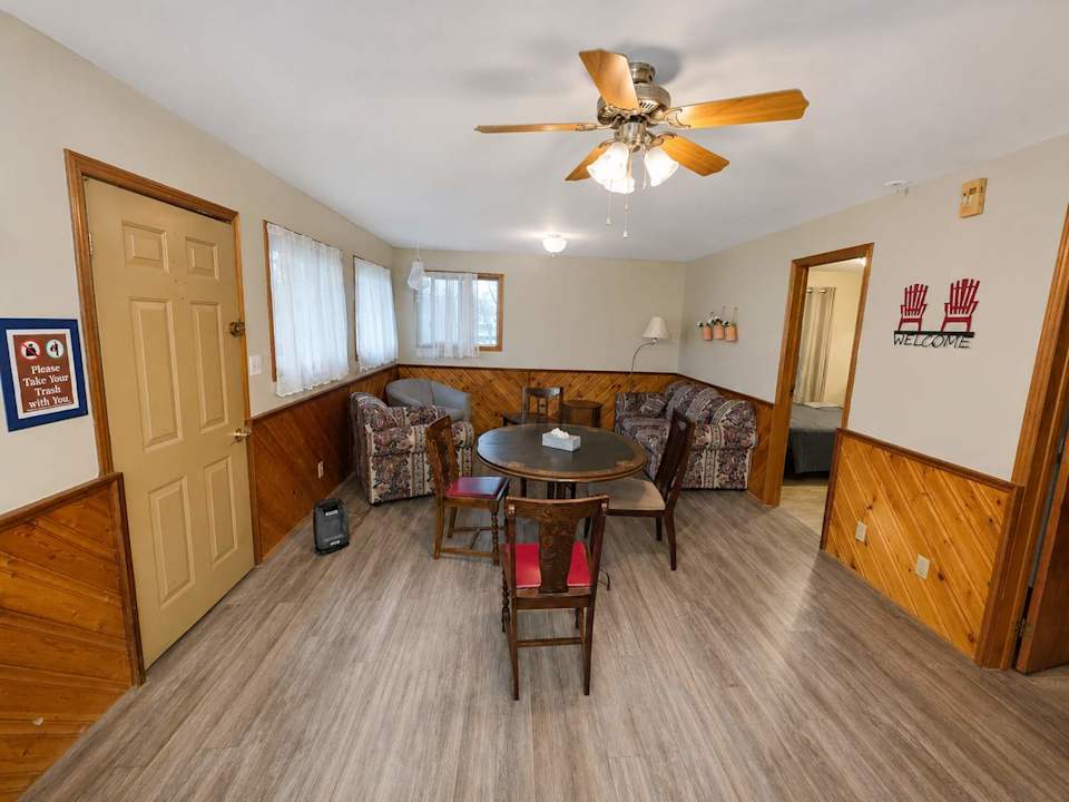 2-Bedroom Cottage #3 at Marmora Resort — photograph 4