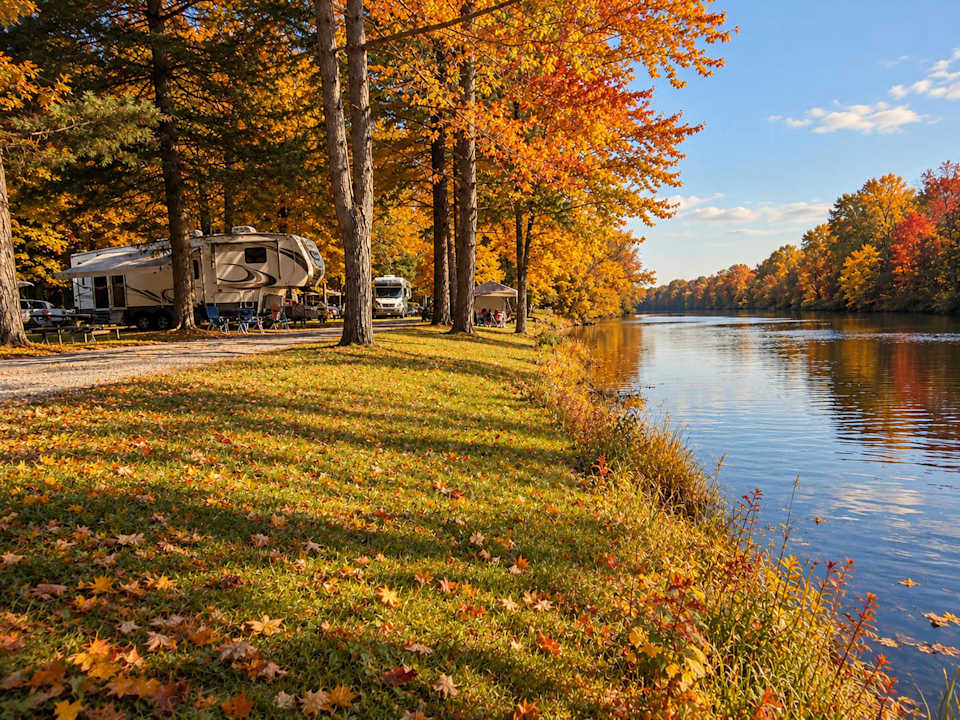 2-Bedroom RV Cottage #10 at Marmora Resort — photograph 4