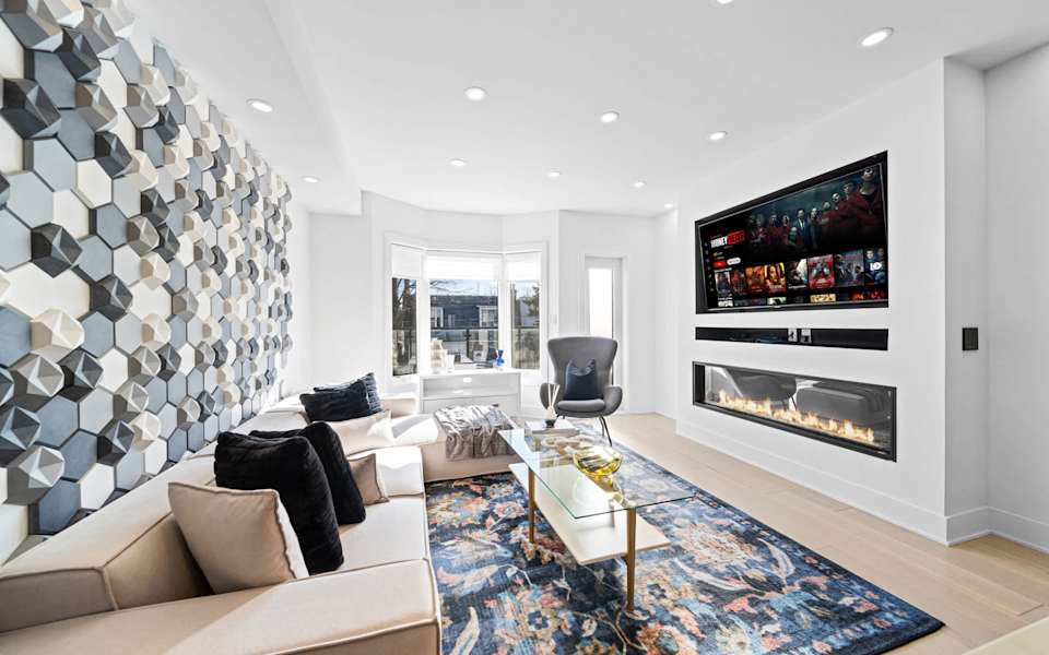 Chic 3BR West-End Home, Private Rooftop & Parking