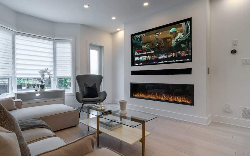 Chic 3BR West-End Home, Private Rooftop & Parking